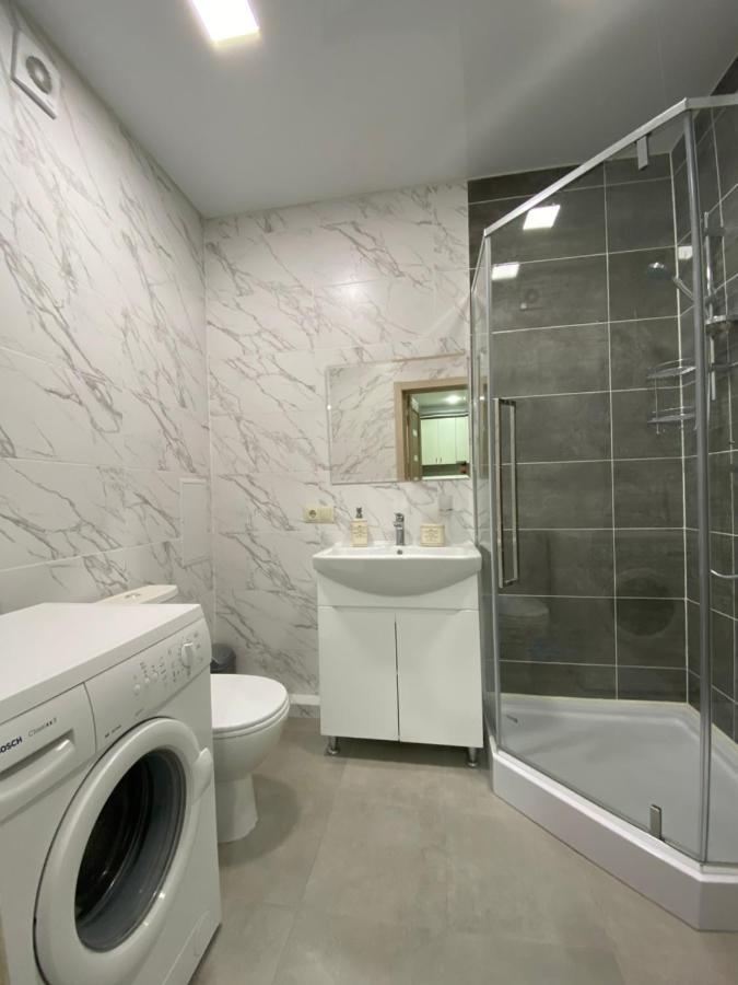 Apartment In Khmelnytsky Street Leopoli Esterno foto